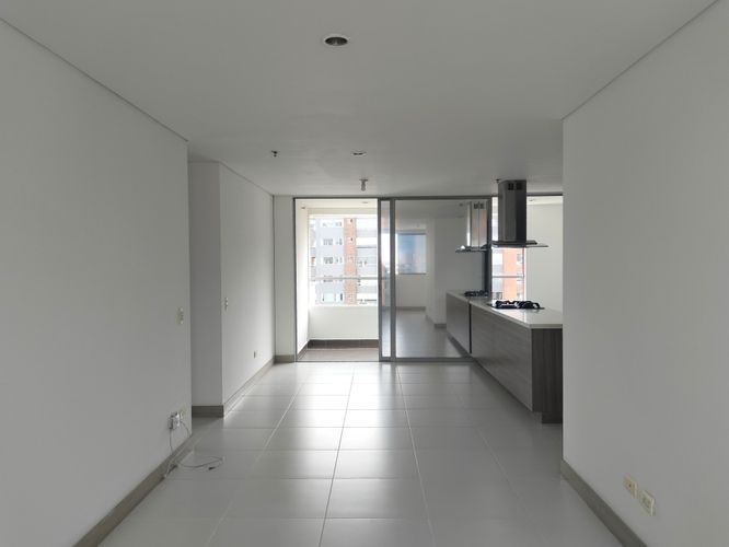 Apartamento de 3 alcobas en arriendo en El Poblado, Medellín, 113 m² · foto 2 de 18