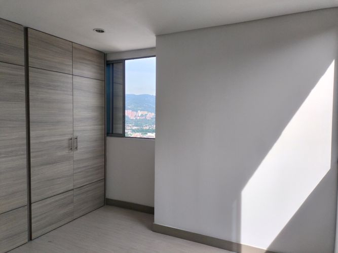 Apartamento de 3 alcobas en arriendo en El Poblado, Medellín, 113 m² · foto 14 de 18