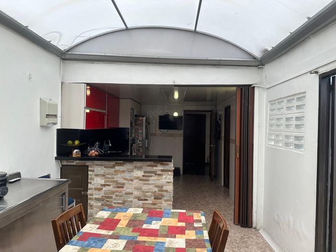 Casa de 4 alcobas en venta en Ciudad Jardin Norte, Bogotá, 234 m² · foto 12 de 24