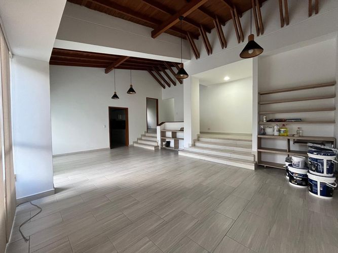 Apartamento de 4 alcobas en arriendo en El Poblado, Medellín, 170 m² · foto 2 de 19