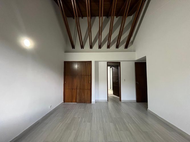 Apartamento de 4 alcobas en arriendo en El Poblado, Medellín, 170 m² · foto 8 de 19