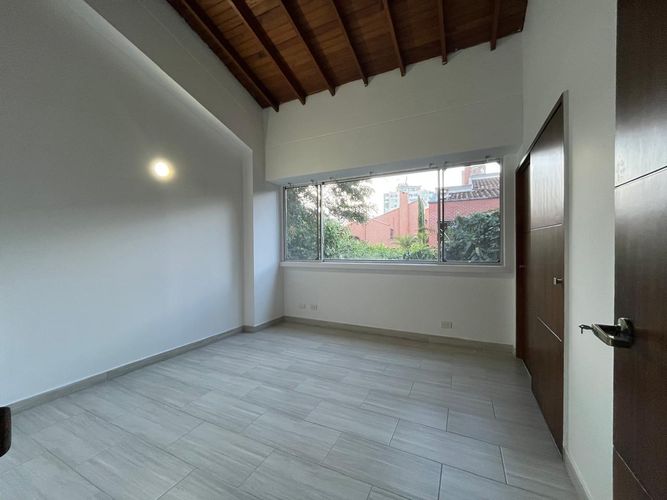 Apartamento de 4 alcobas en arriendo en El Poblado, Medellín, 170 m² · foto 13 de 19