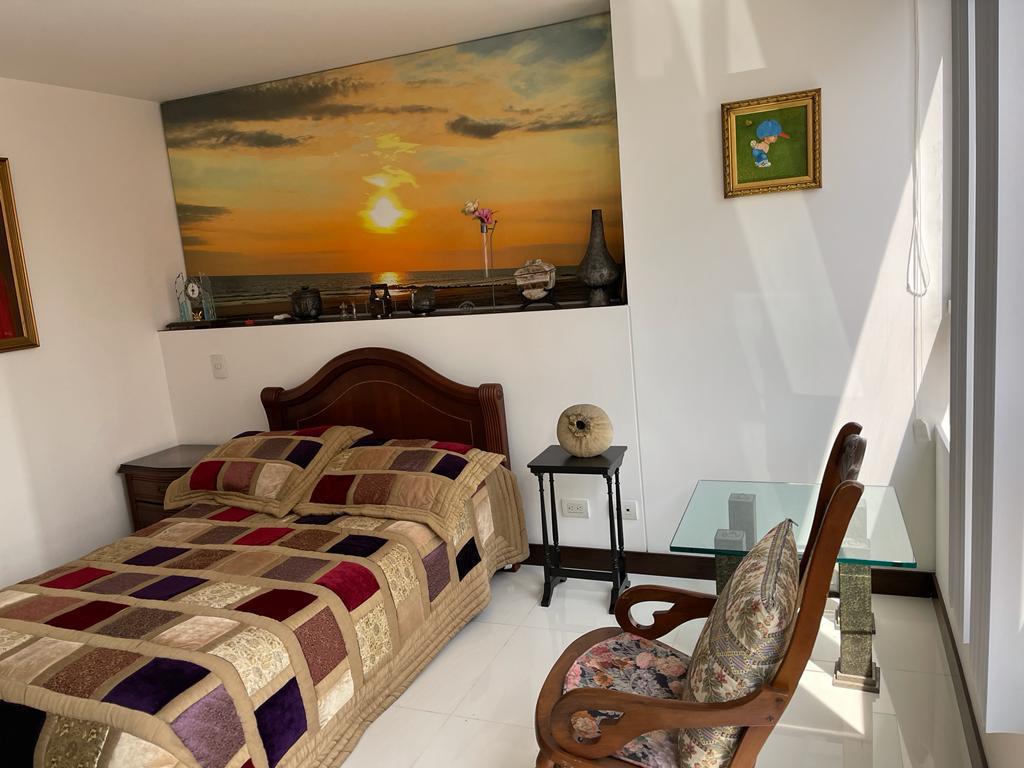 Apartamento en arriendo en Laureles, Medellín · foto 8 de 12