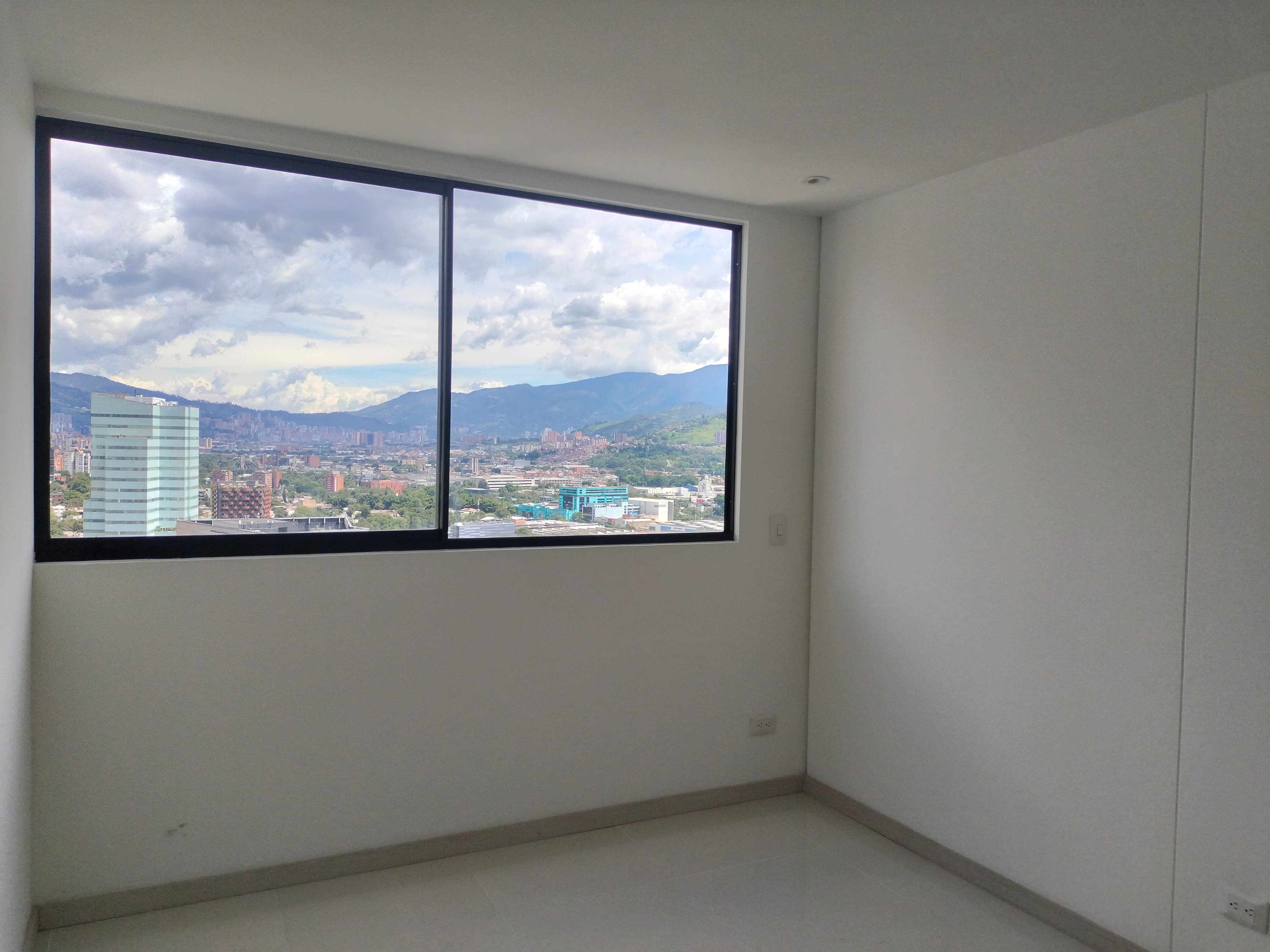 Apartamento en arriendo en El Poblado, Medellín · foto 12 de 18