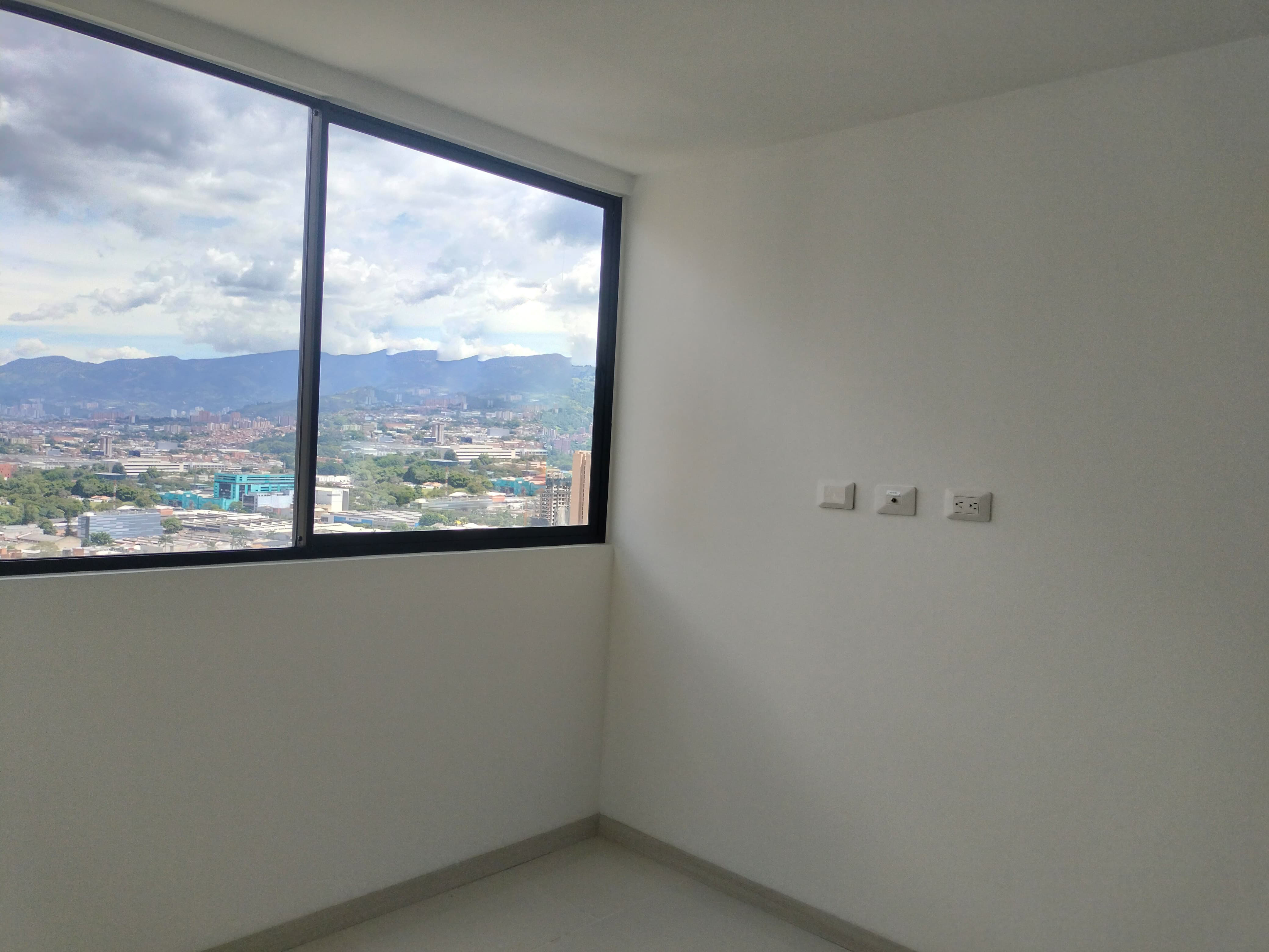 Apartamento en arriendo en El Poblado, Medellín · foto 14 de 18