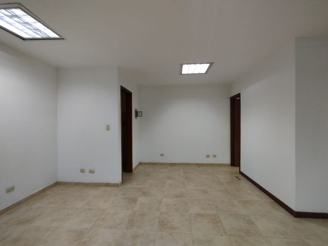 Oficina en venta en Olaya Herrera, Pereira, 43 m² · foto 8 de 10
