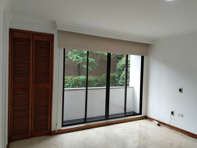 Apartamento de 3 alcobas en arriendo en Castropol, Medellín, 140 m² · foto 12 de 18