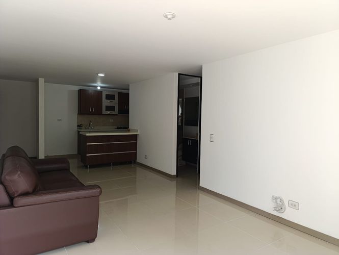 Apartamento de 3 alcobas en arriendo en El Poblado, Medellín, 78 m² · foto 5 de 20