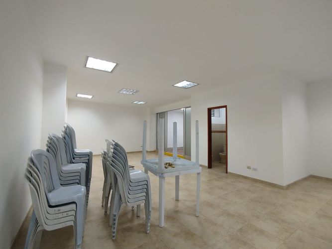 Oficina en venta en Olaya Herrera, Pereira, 61 m² · foto 2 de 11