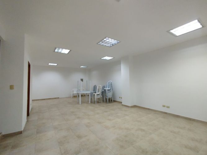 Oficina en venta en Olaya Herrera, Pereira, 61 m² · foto 5 de 11