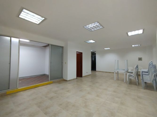 Oficina en venta en Olaya Herrera, Pereira, 61 m² · foto 6 de 11