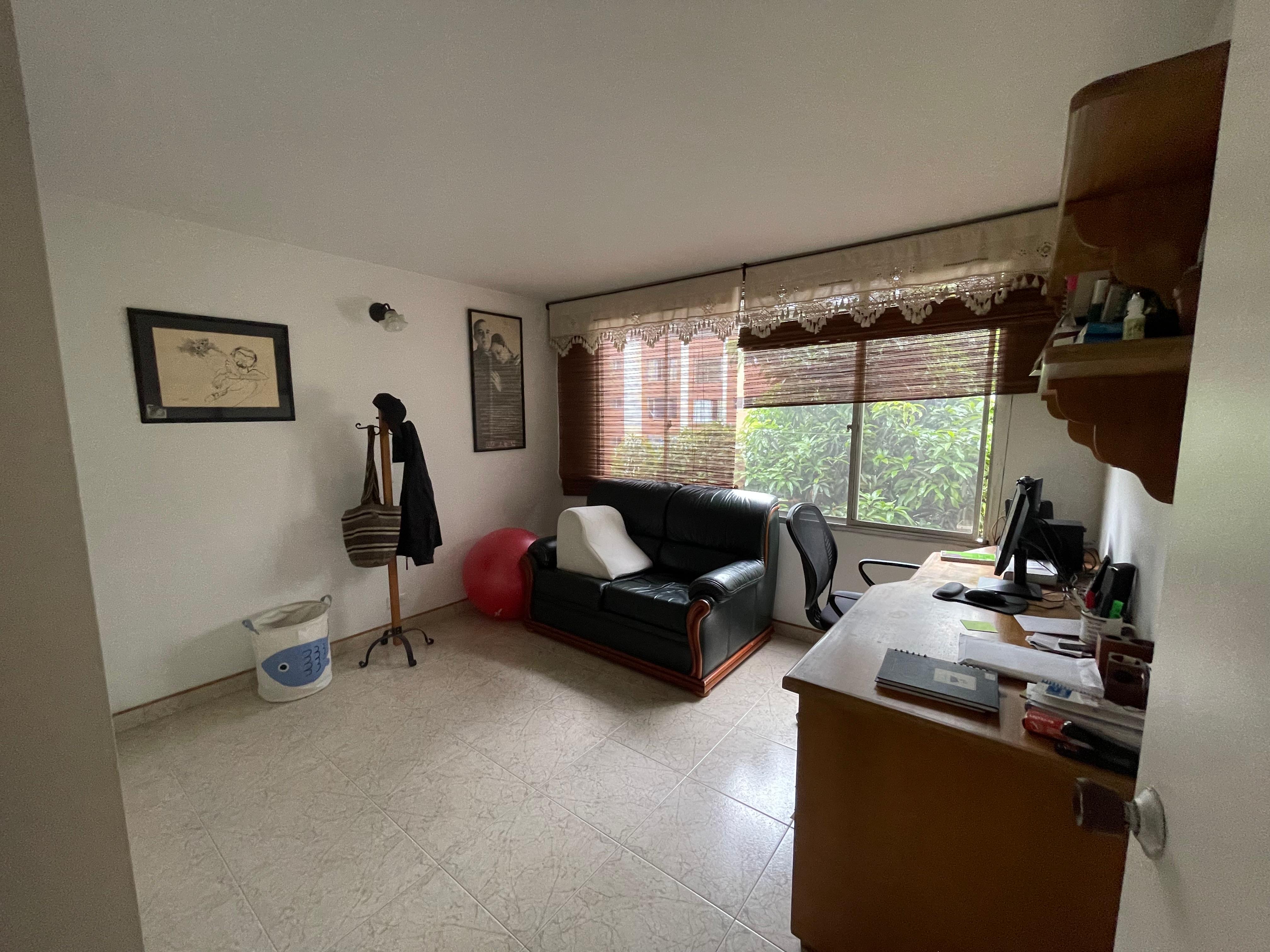 Apartamento en venta en El Poblado, Medellín 3