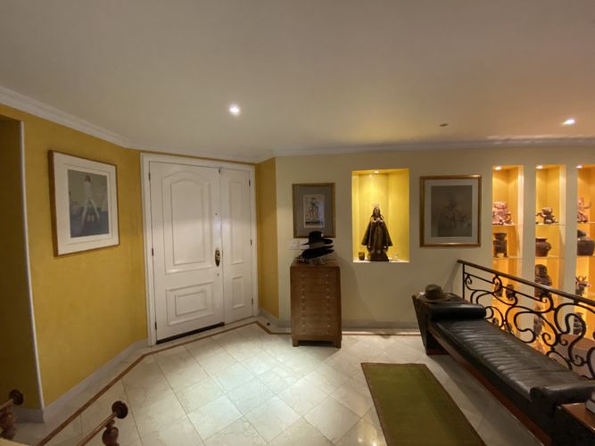 Casa de 9 alcobas en venta en Santa Ana Oriental, Bogotá, 1043 m² · foto 11 de 24