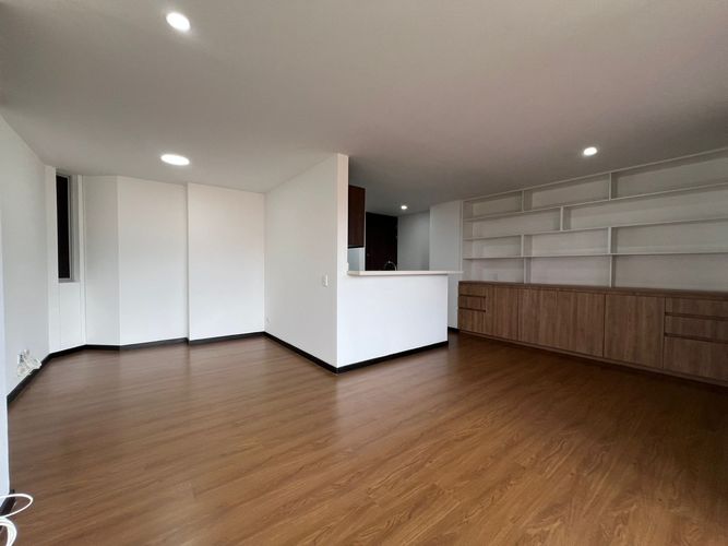 Apartamento de 2 alcobas en arriendo en Loma Del Chocho, Envigado, 78 m² · foto 8 de 17