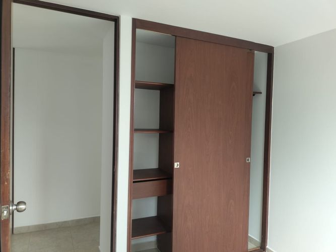 Apartamento de 3 alcobas en arriendo en El Poblado, Medellín, 77 m² · foto 12 de 16