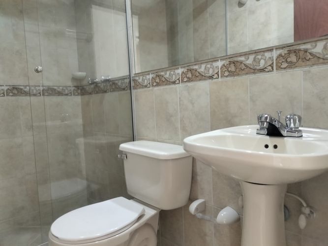 Apartamento de 3 alcobas en arriendo en El Poblado, Medellín, 77 m² · foto 15 de 16