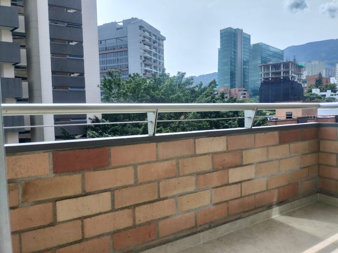 Apartamento de 3 alcobas en arriendo en El Poblado, Medellín, 77 m² · foto 16 de 16