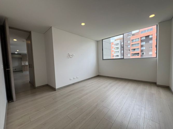 Apartamento de 2 alcobas en arriendo en Loma Del Esmeraldal, Envigado, 105 m² · foto 12 de 16