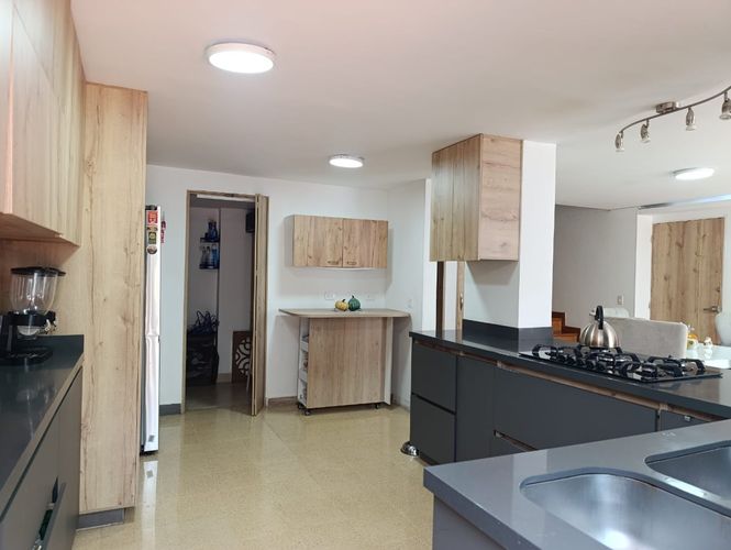 Apartamento de 3 alcobas en venta en Los Naranjos, Medellín, 100 m² · foto 7 de 20