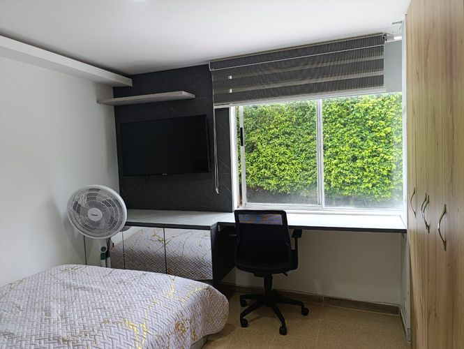 Apartamento de 3 alcobas en venta en Los Naranjos, Medellín, 100 m² · foto 11 de 20