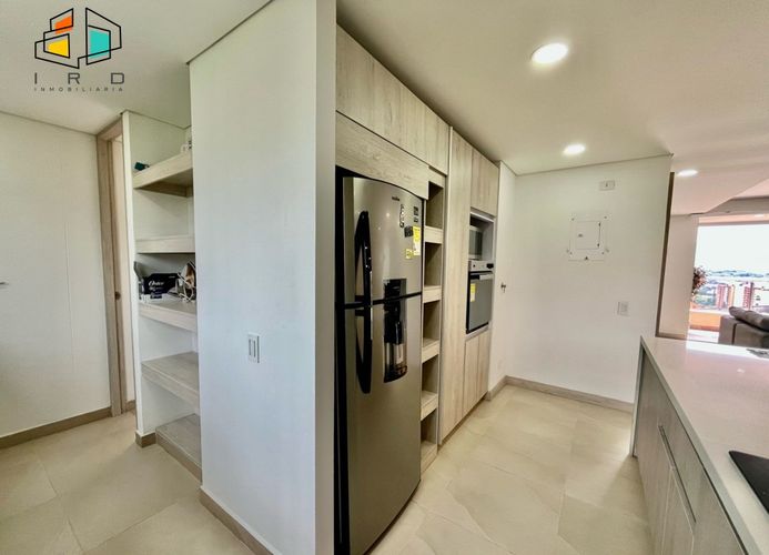 Apartamento de 4 alcobas en arriendo en Santa Maria De Los Angeles, Medellín, 153 m² · foto 2 de 24