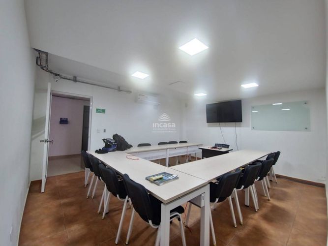 Oficina en arriendo en El Ingenio, Cali, 360 m² · foto 3 de 24