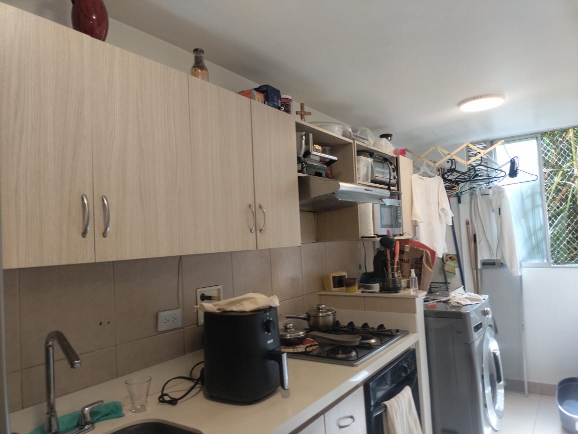Apartamento en venta en El Poblado, Medellín · foto 5 de 14