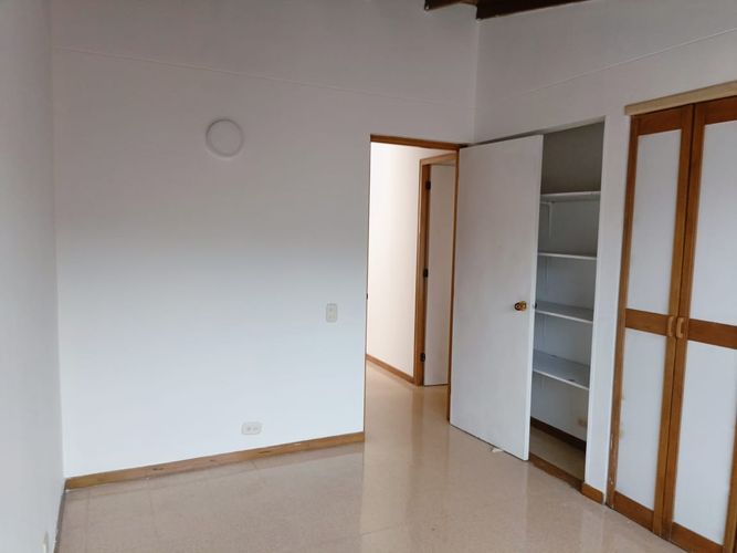 Casa de 4 alcobas en venta en Belén, Medellín, 180 m² · foto 7 de 16