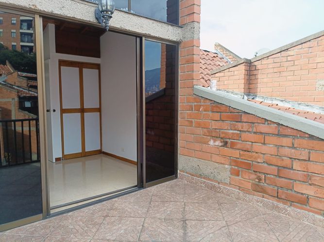 Casa de 4 alcobas en venta en Belén, Medellín, 180 m² · foto 14 de 16