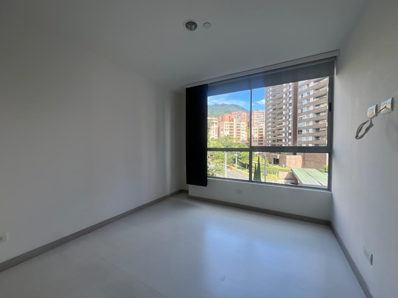 Apartamento en arriendo en Cumbres, Envigado · foto 10 de 18