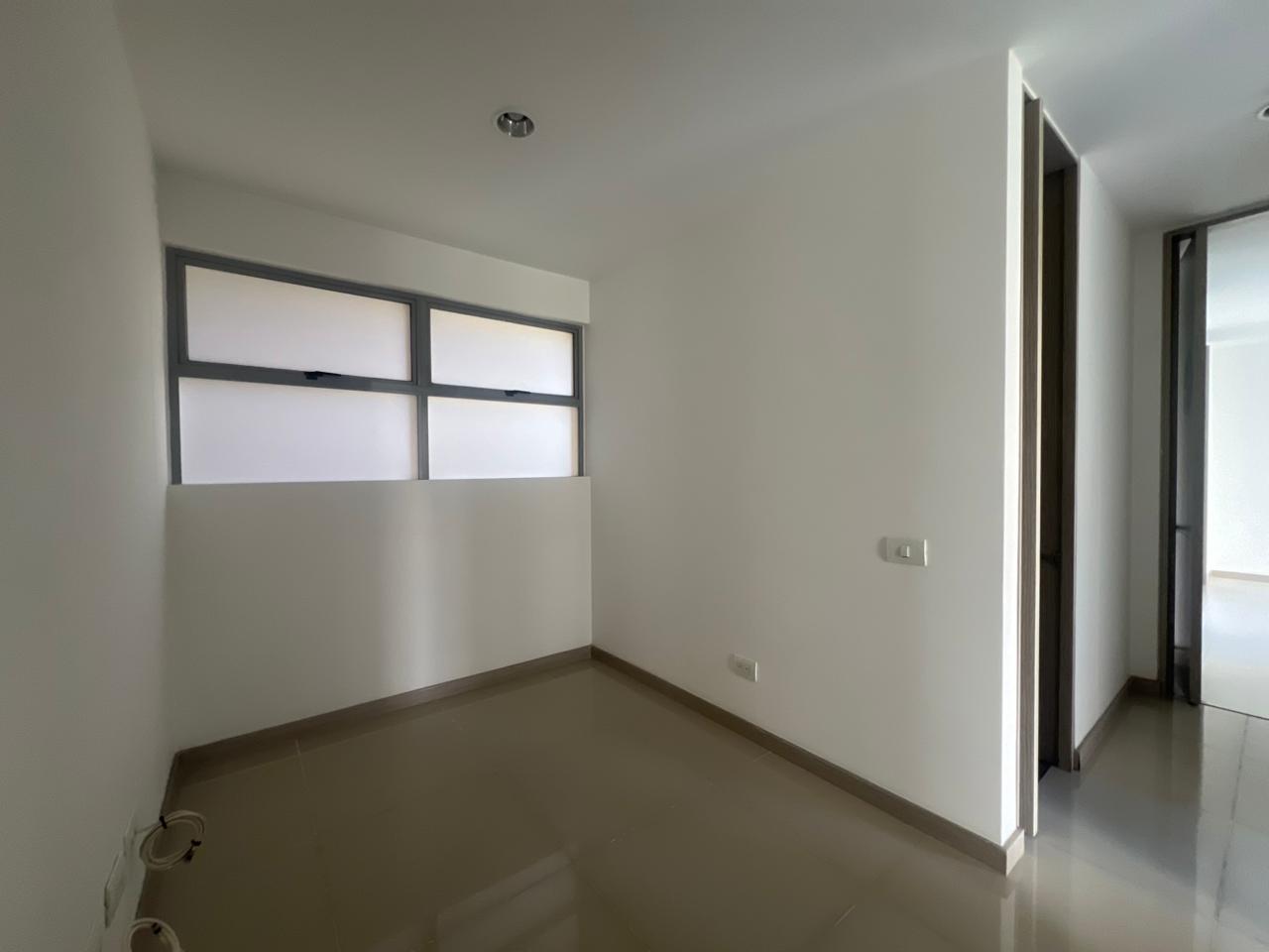 Apartamento en arriendo en Cumbres, Envigado · foto 15 de 18