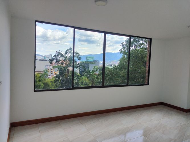 Apartamento de 2 alcobas en arriendo en Lalinde, Medellín, 76 m² · foto 2 de 13