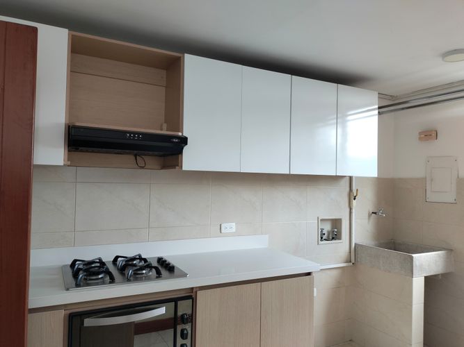 Apartamento de 2 alcobas en arriendo en Lalinde, Medellín, 76 m² · foto 5 de 13