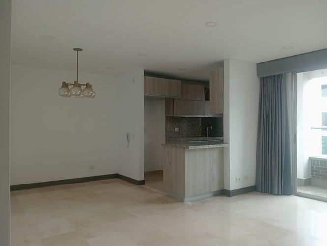 Apartamento de 3 alcobas en arriendo en Laureles, Medellín, 109 m² · foto 2 de 18