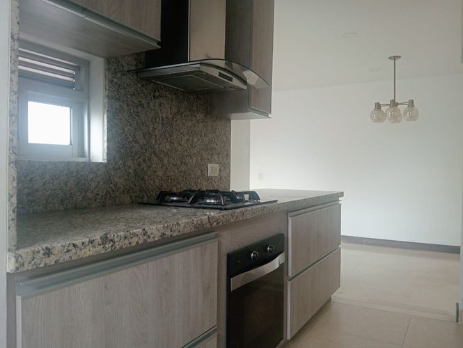 Apartamento de 3 alcobas en arriendo en Laureles, Medellín, 109 m² · foto 6 de 18