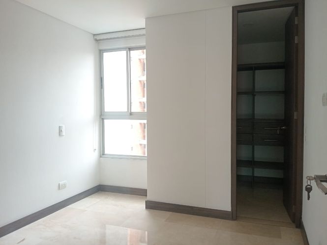 Apartamento de 3 alcobas en arriendo en Laureles, Medellín, 109 m² · foto 9 de 18