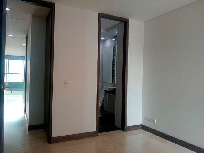 Apartamento de 3 alcobas en arriendo en Laureles, Medellín, 109 m² · foto 11 de 18