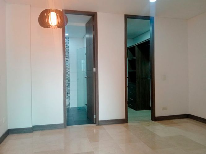 Apartamento de 3 alcobas en arriendo en Laureles, Medellín, 109 m² · foto 12 de 18