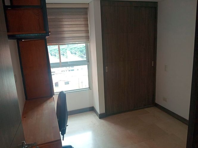 Apartamento de 3 alcobas en arriendo en Laureles, Medellín, 109 m² · foto 13 de 18