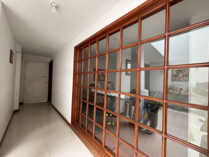 Casa de 12 alcobas en venta en Santa Teresa, Bogotá, 241 m² · foto 3 de 24
