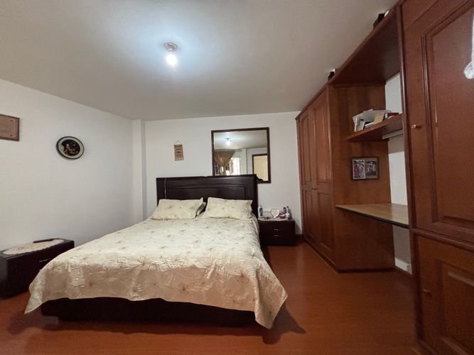 Casa de 12 alcobas en venta en Santa Teresa, Bogotá, 241 m² · foto 24 de 24