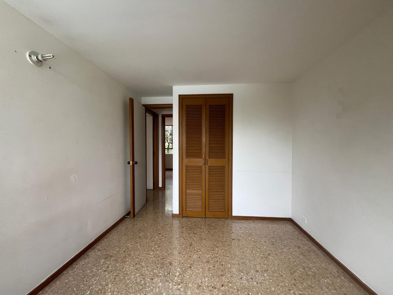 Apartamento en venta en El Poblado, Medellín · foto 11 de 17