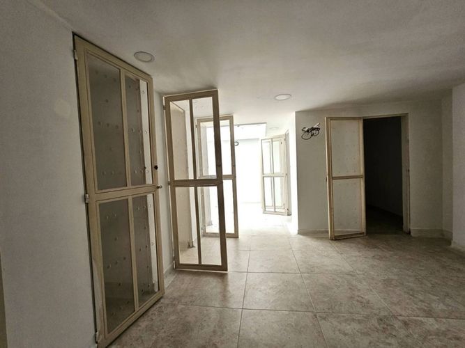 Edificio en venta en El Templete, Cali, 550 m² · foto 6 de 24