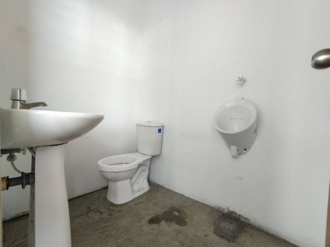 Local en arriendo en Playas De Doña Maria, Itagüí, 169 m² · foto 4 de 4