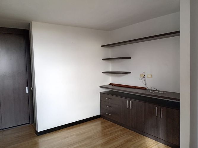 Apartamento de 4 alcobas en venta en Centro, Funza, 97 m² · foto 7 de 24