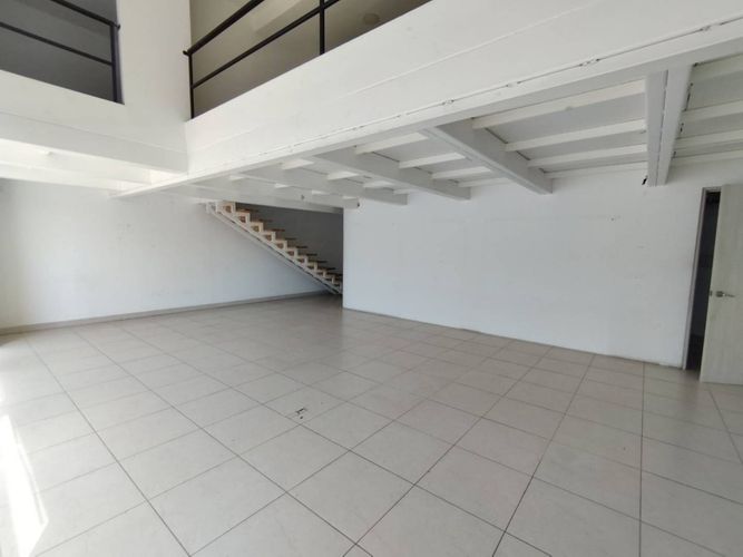 Local en arriendo en Playas De Doña Maria, Itagüí, 132 m² · foto 4 de 5