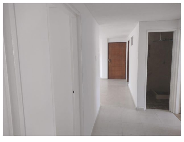 Apartamento de 3 alcobas en venta en Pampa Linda, Cali, 110 m² · foto 8 de 23