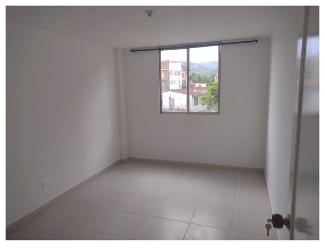Apartamento de 3 alcobas en venta en Pampa Linda, Cali, 110 m² · foto 12 de 23