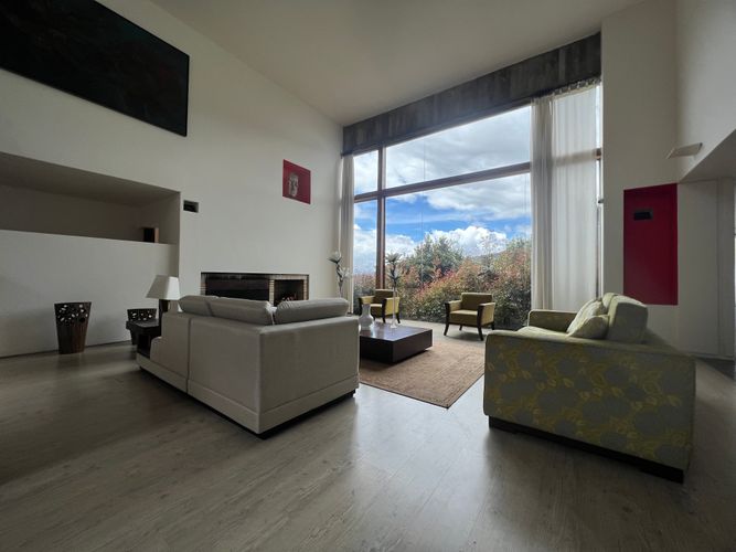 Casa en venta en El Libano, La Calera · foto 4 de 24