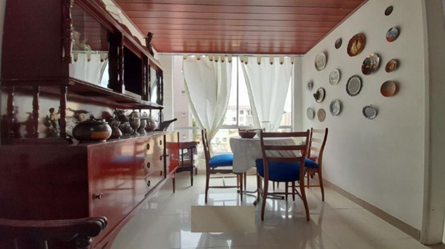 Apartamento de 3 alcobas en venta en El Pinar, Bogotá, 61 m² · foto 2 de 18